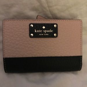 kate spade bay street tellie wallet